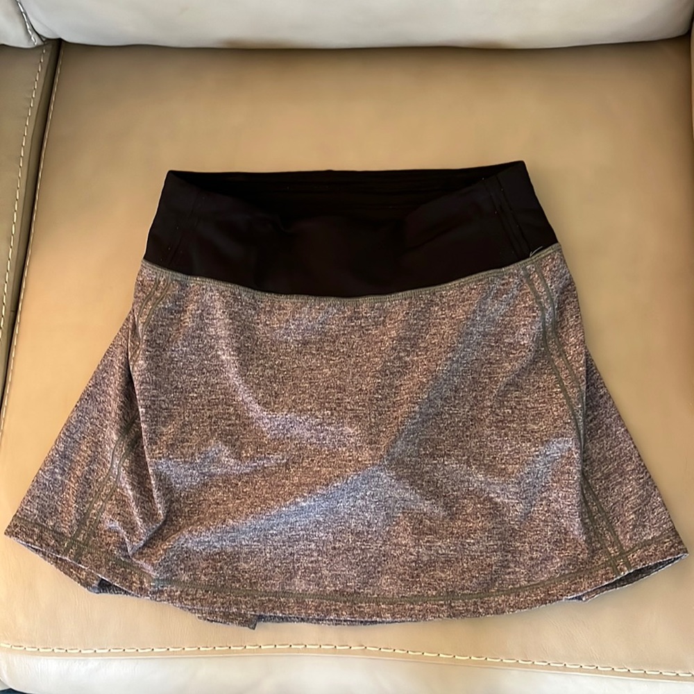Lululemon, Pace Rival Midrise skirt, Gray, Size 0 Tall